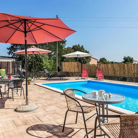 3 Bedroom Beautiful In *
