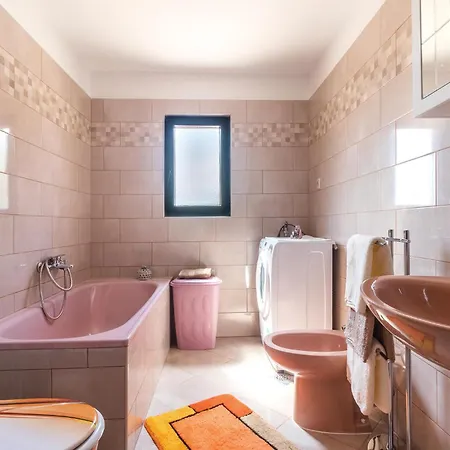 Two-bedroom In Nyaraló *