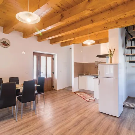 Holiday home 3 Bedroom Beautiful In